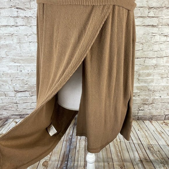 free prople Juicy Long Sleeve Top in Vintage Bronze Tan Split Back Oversized M - Picture 8 of 12